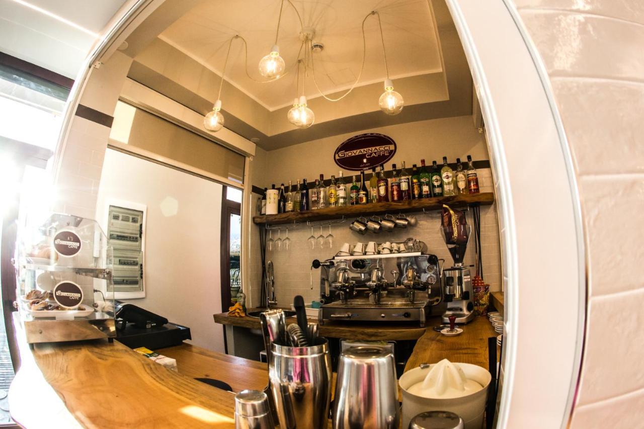 里贾瑞公寓式酒店 皮特拉利古 外观 照片